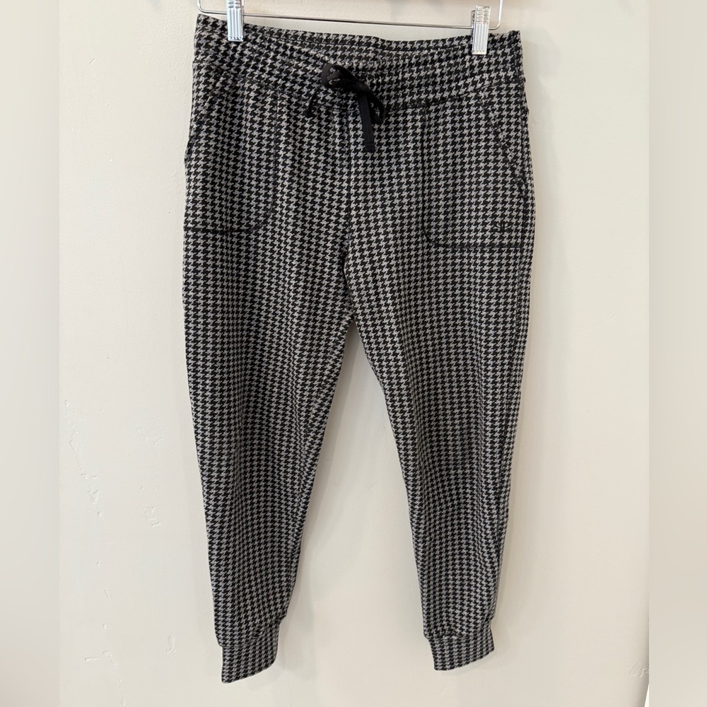 Albion Fit At Ease Joggers Black Houndstooth